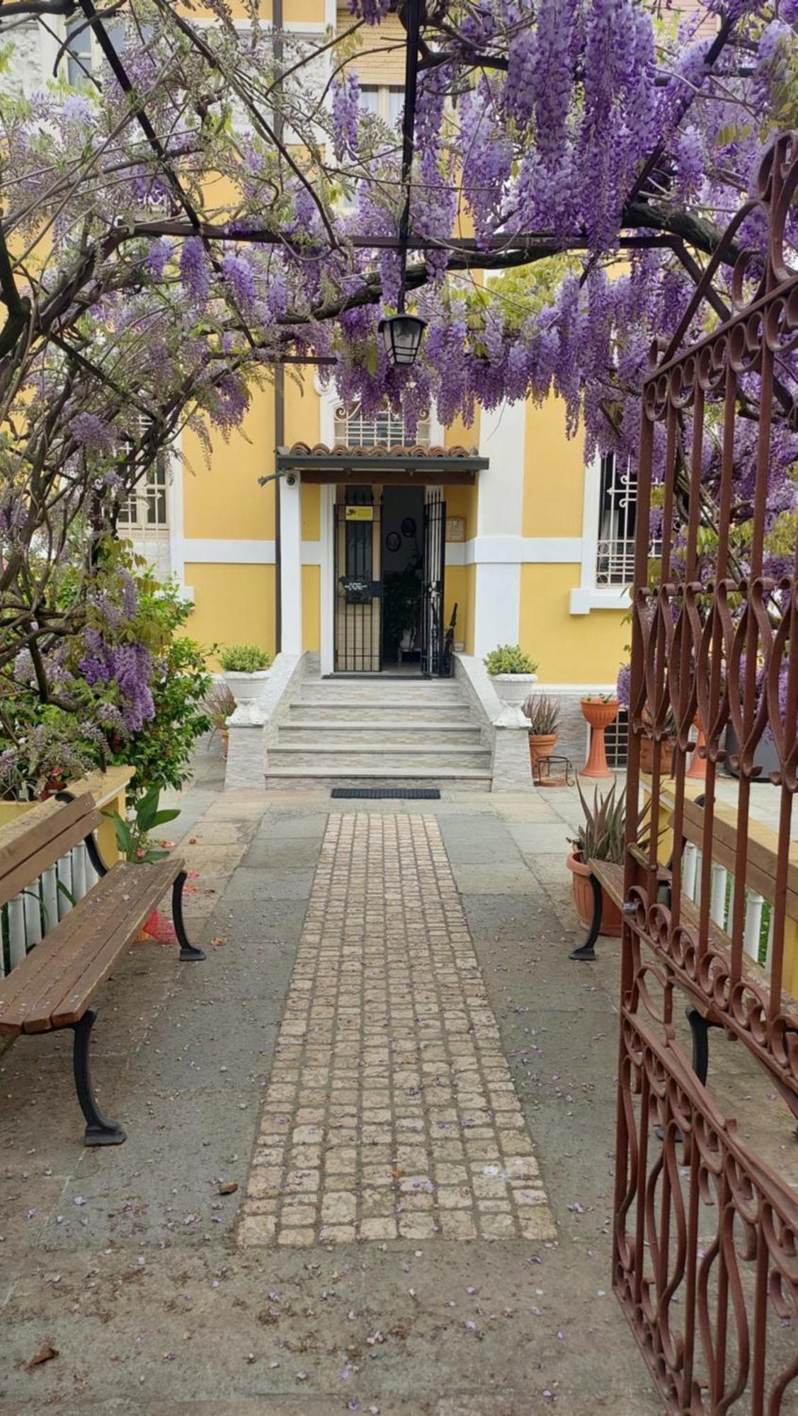 Villa Lina เกรโมนา ภายนอก รูปภาพ